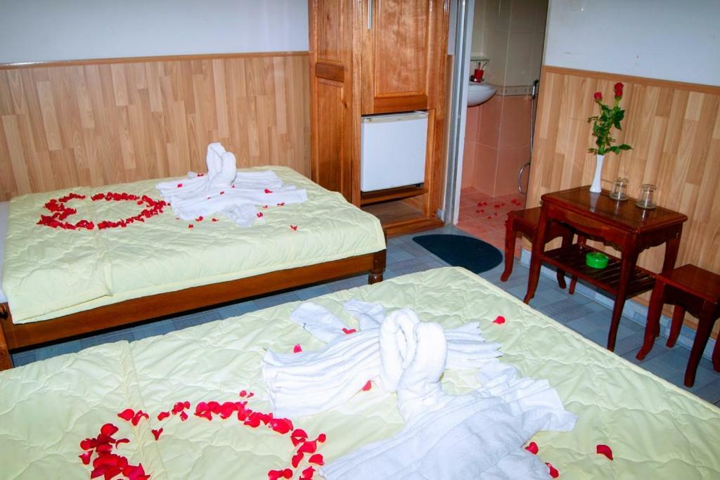 Thanh Ngoc Hotel Nha Trang Exterior foto
